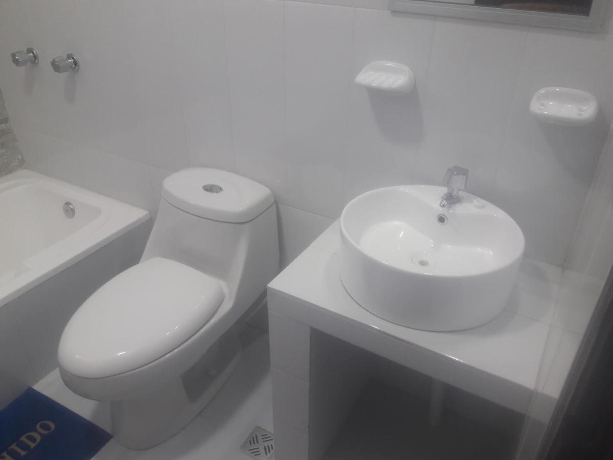 Hostal Jerian ウユニ エクステリア 写真
